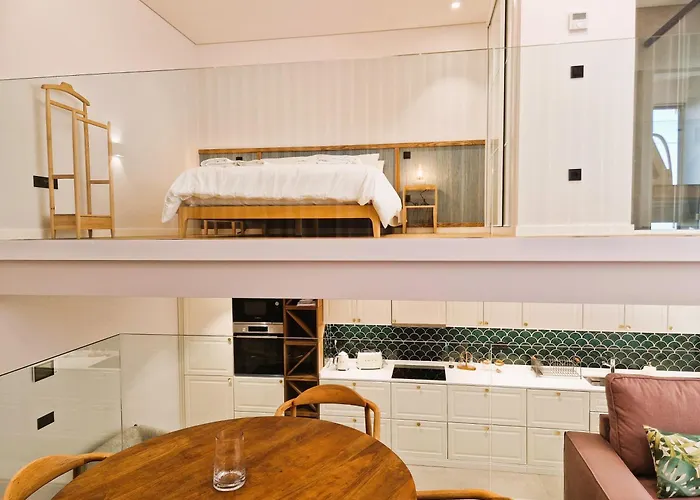 Shell Living - Infinity Loft * Funchal (Madeira)