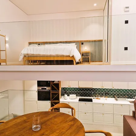 Shell Living - Infinity Loft * Funchal (Madeira)