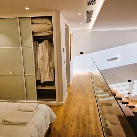 Shell Living - Infinity Loft Funchal (Madeira)