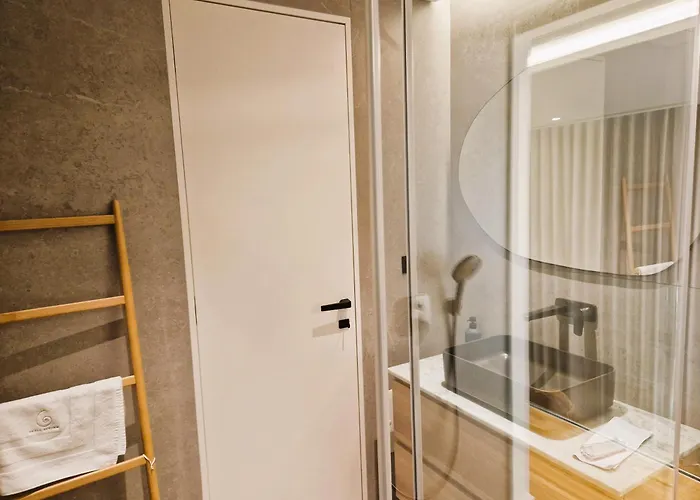 Shell Living - Infinity Loft * 丰沙尔